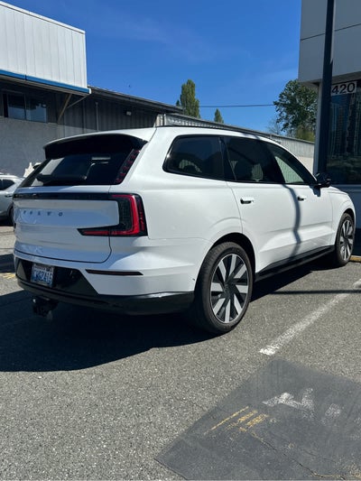 2025 Volvo EX90 Ultra