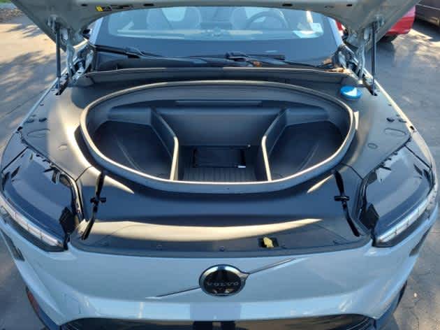 2025 Volvo EX90 Ultra