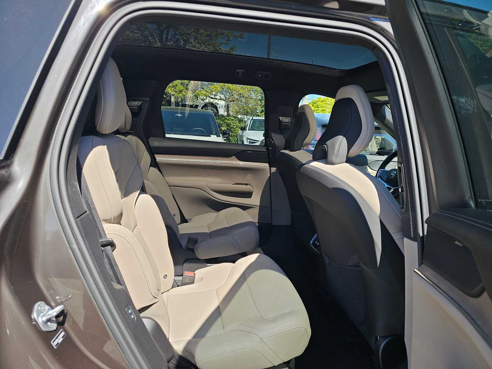 2025 Volvo EX90 Ultra