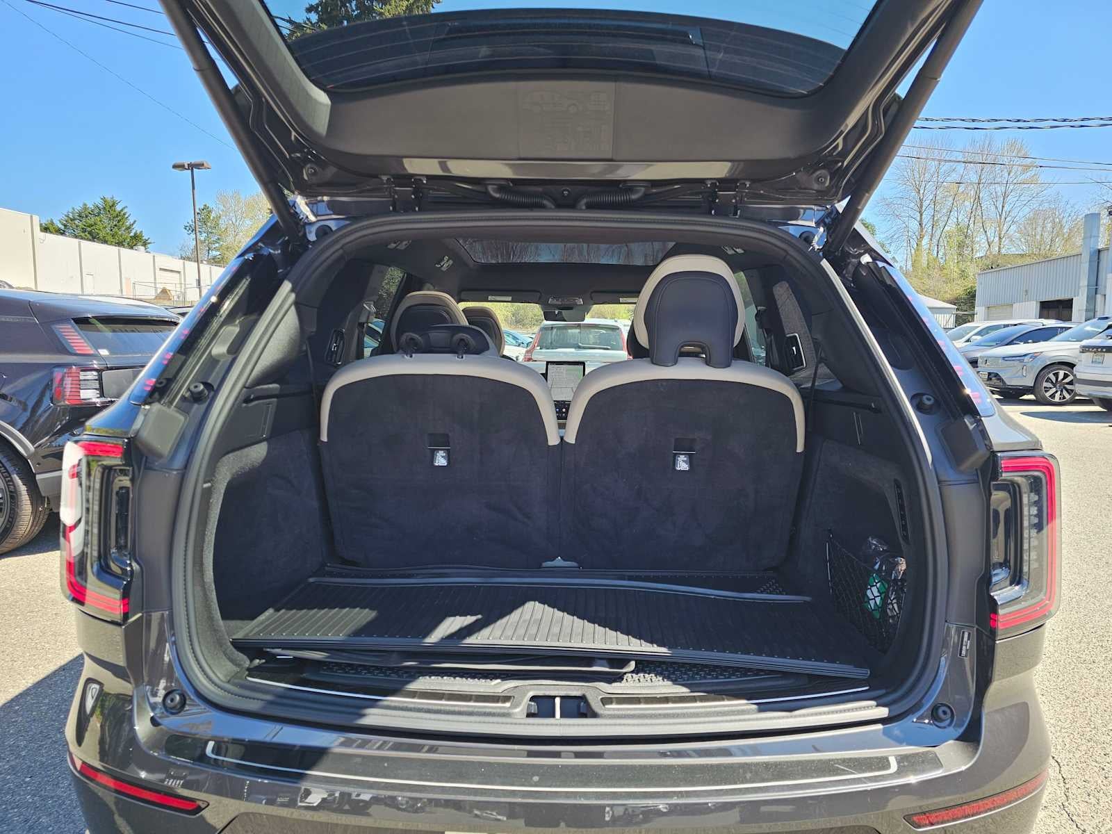 2025 Volvo EX90 Ultra