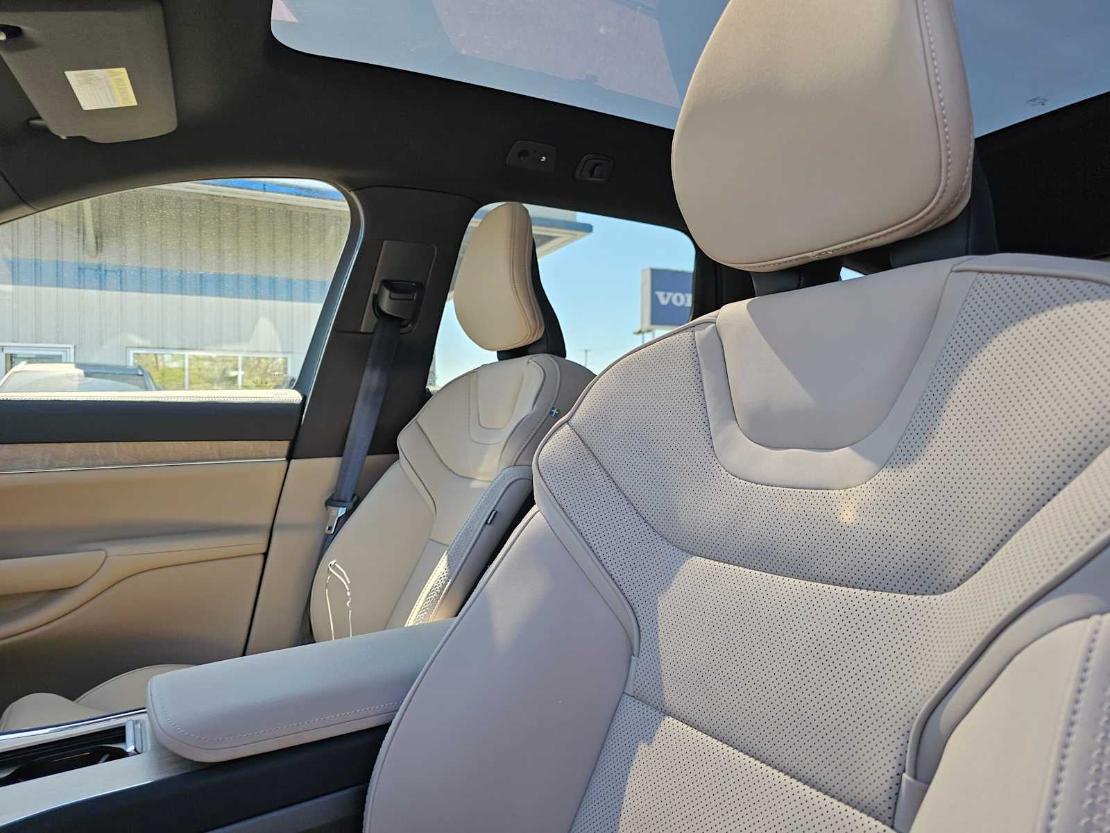 2025 Volvo EX90 Ultra