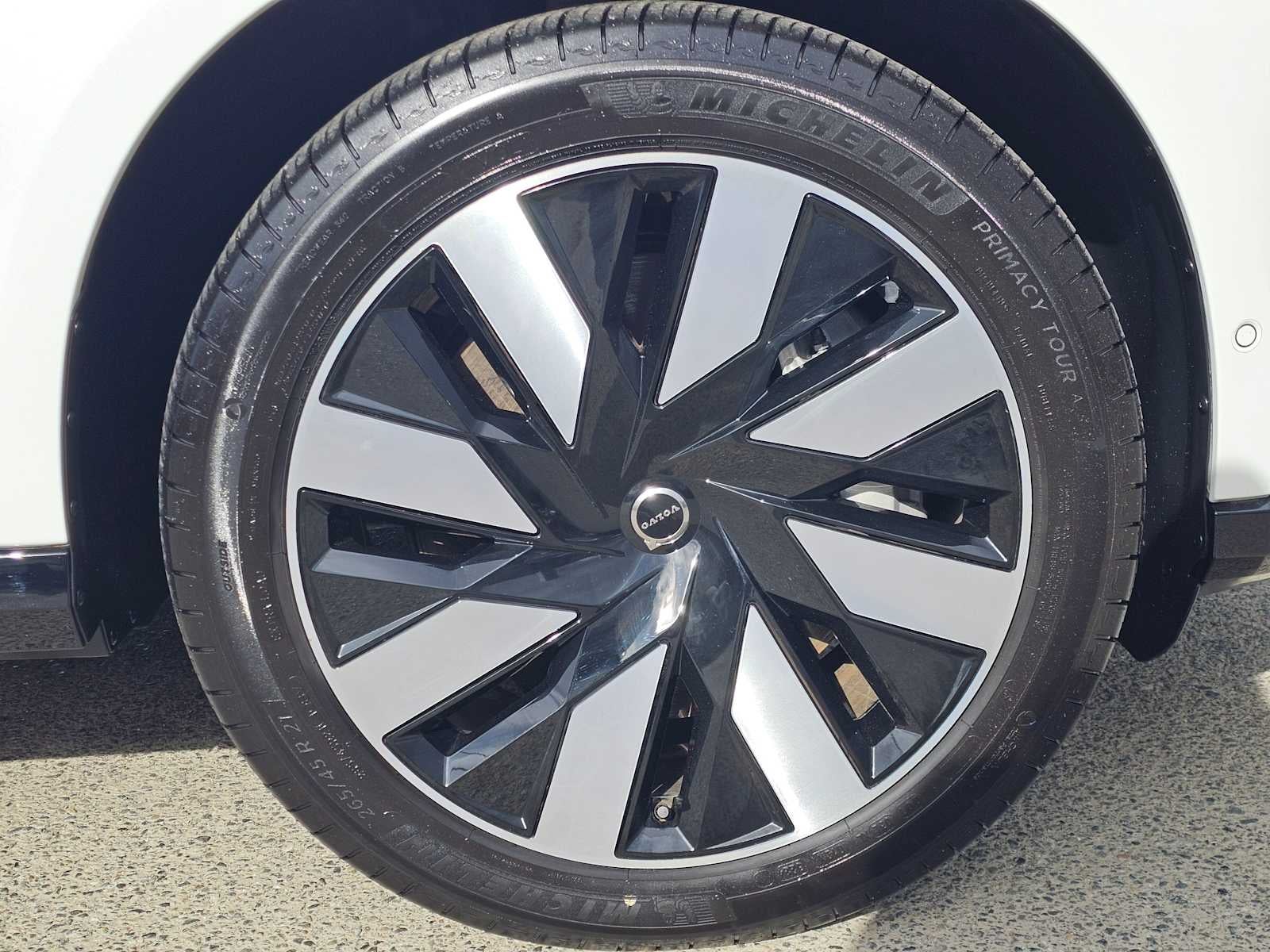 2025 Volvo EX90 Ultra