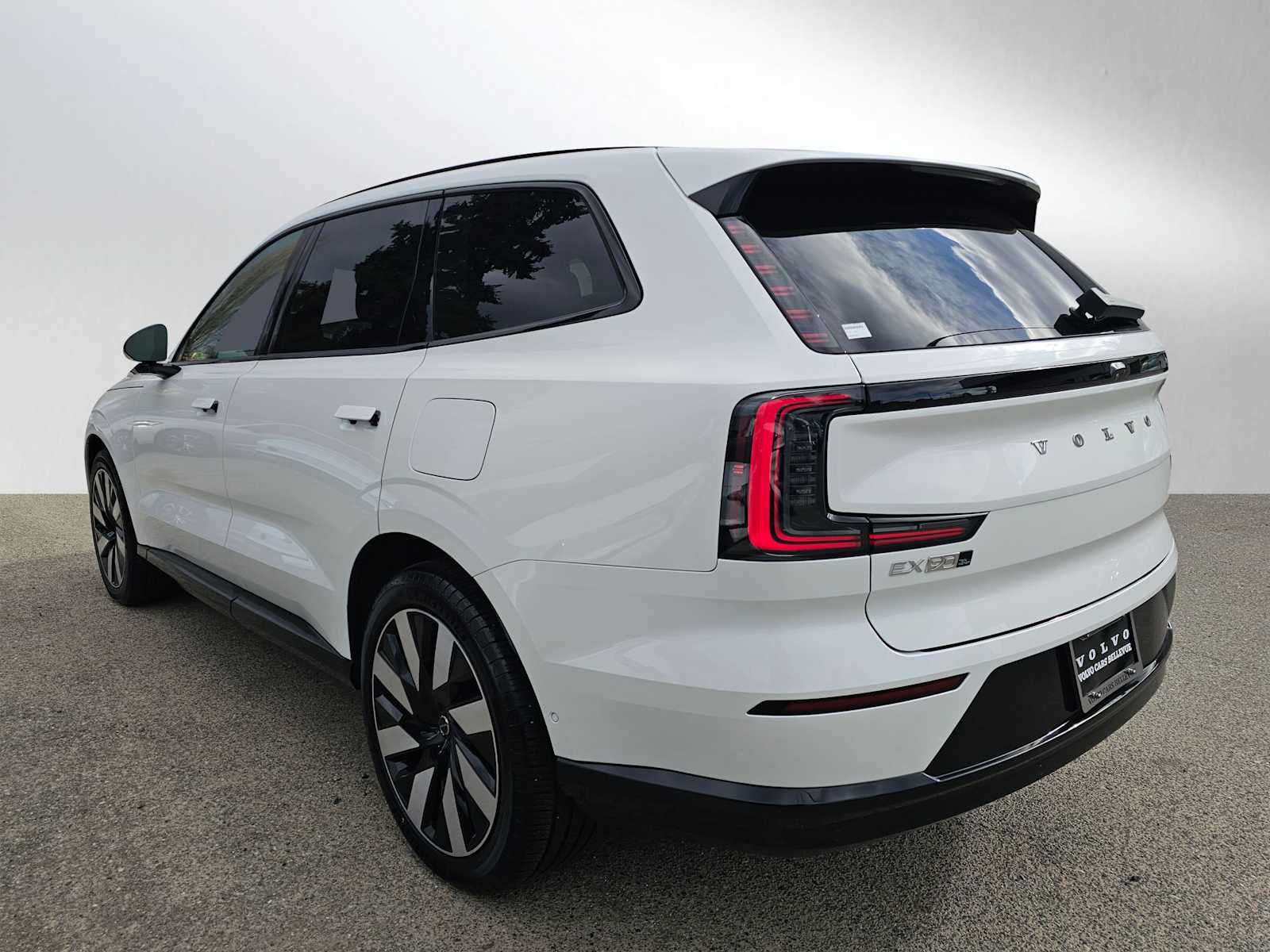 2025 Volvo EX90 Ultra
