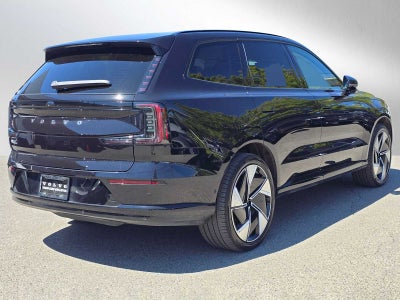 2025 Volvo EX90 Plus