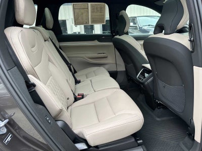 2025 Volvo EX90 Plus