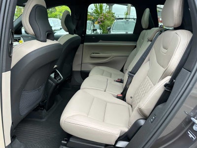 2025 Volvo EX90 Plus