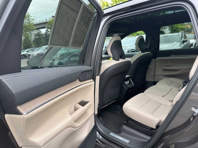 2025 Volvo EX90 Plus
