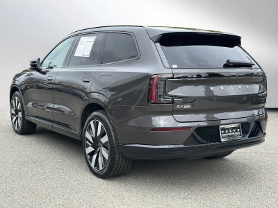 2025 Volvo EX90 Plus