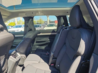 2025 Volvo EX90 Plus