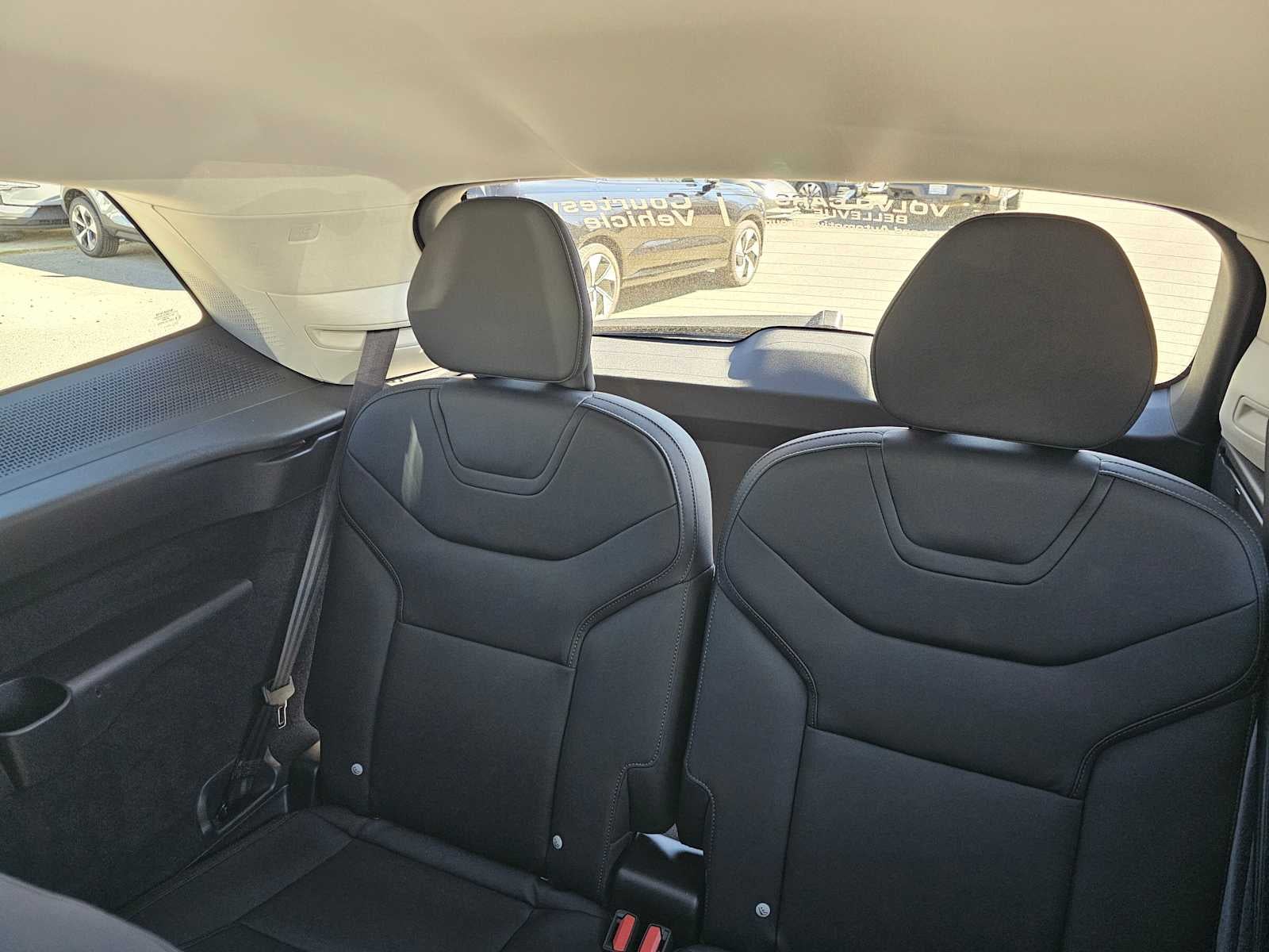 2025 Volvo EX90 Plus