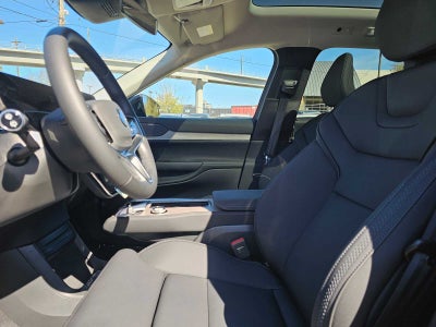 2025 Volvo EX90 Plus