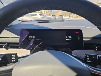 2025 Volvo EX90 Plus