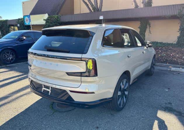 2025 Volvo EX90 Ultra