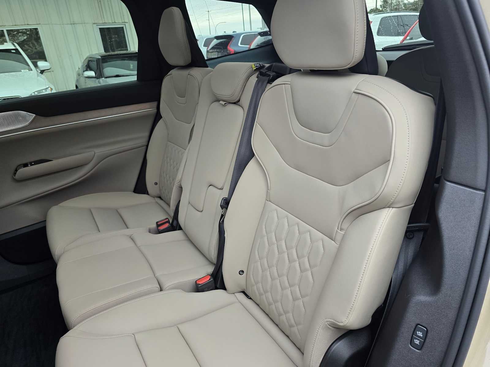 2025 Volvo EX90 Ultra