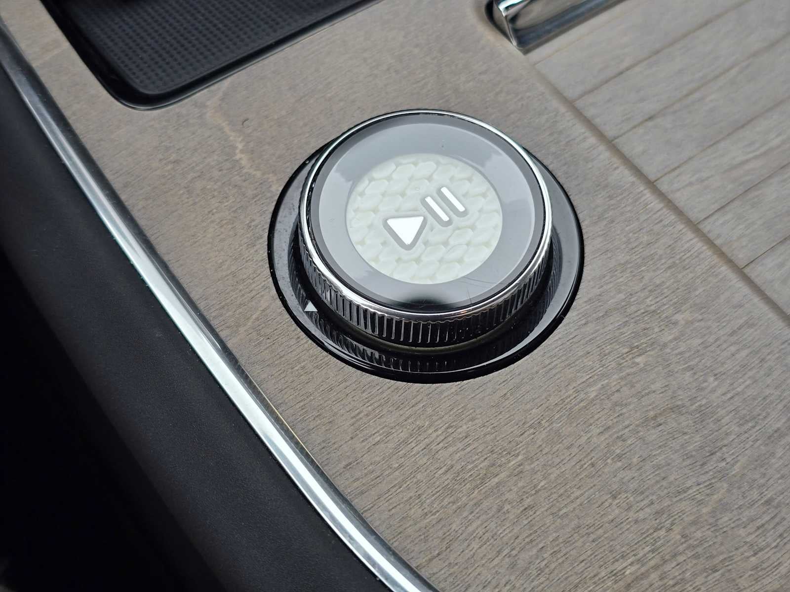 2025 Volvo EX90 Ultra