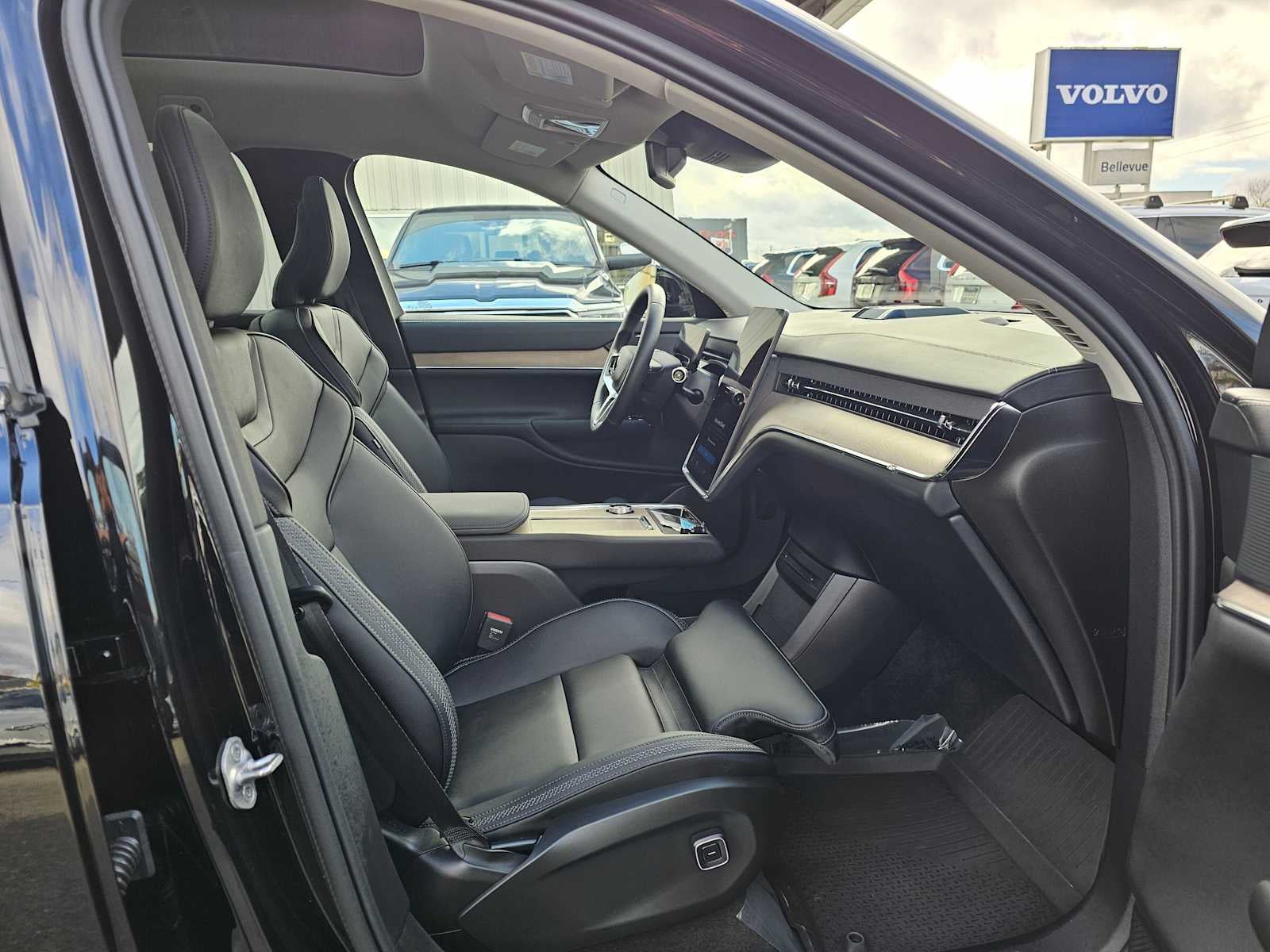 2025 Volvo EX90 Ultra