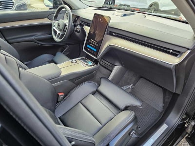 2025 Volvo EX90 Ultra