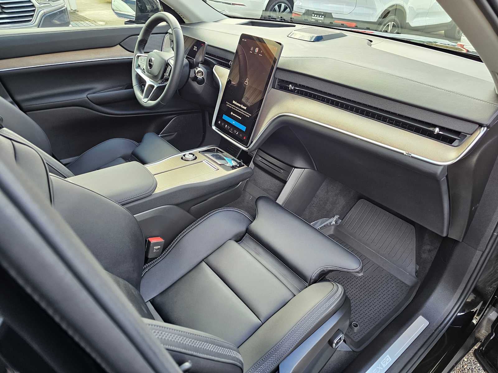 2025 Volvo EX90 Ultra