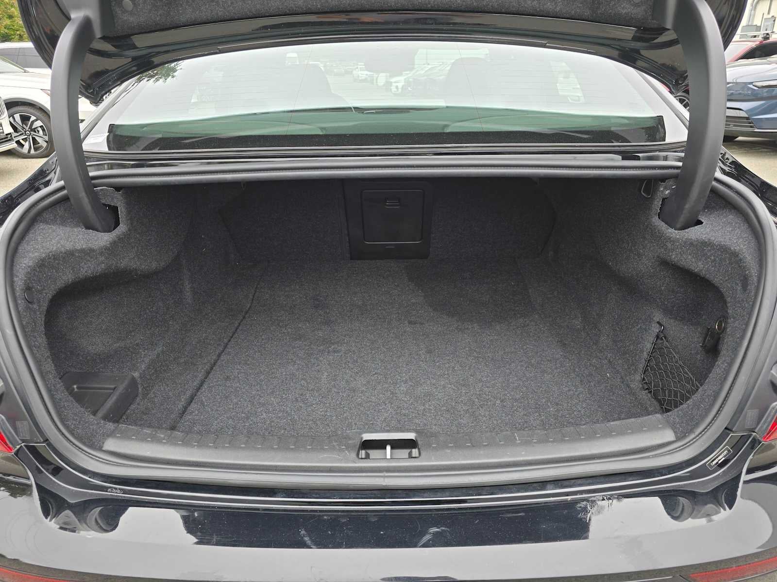 2022 Volvo S60 Recharge Plug-In Hybrid R-Design