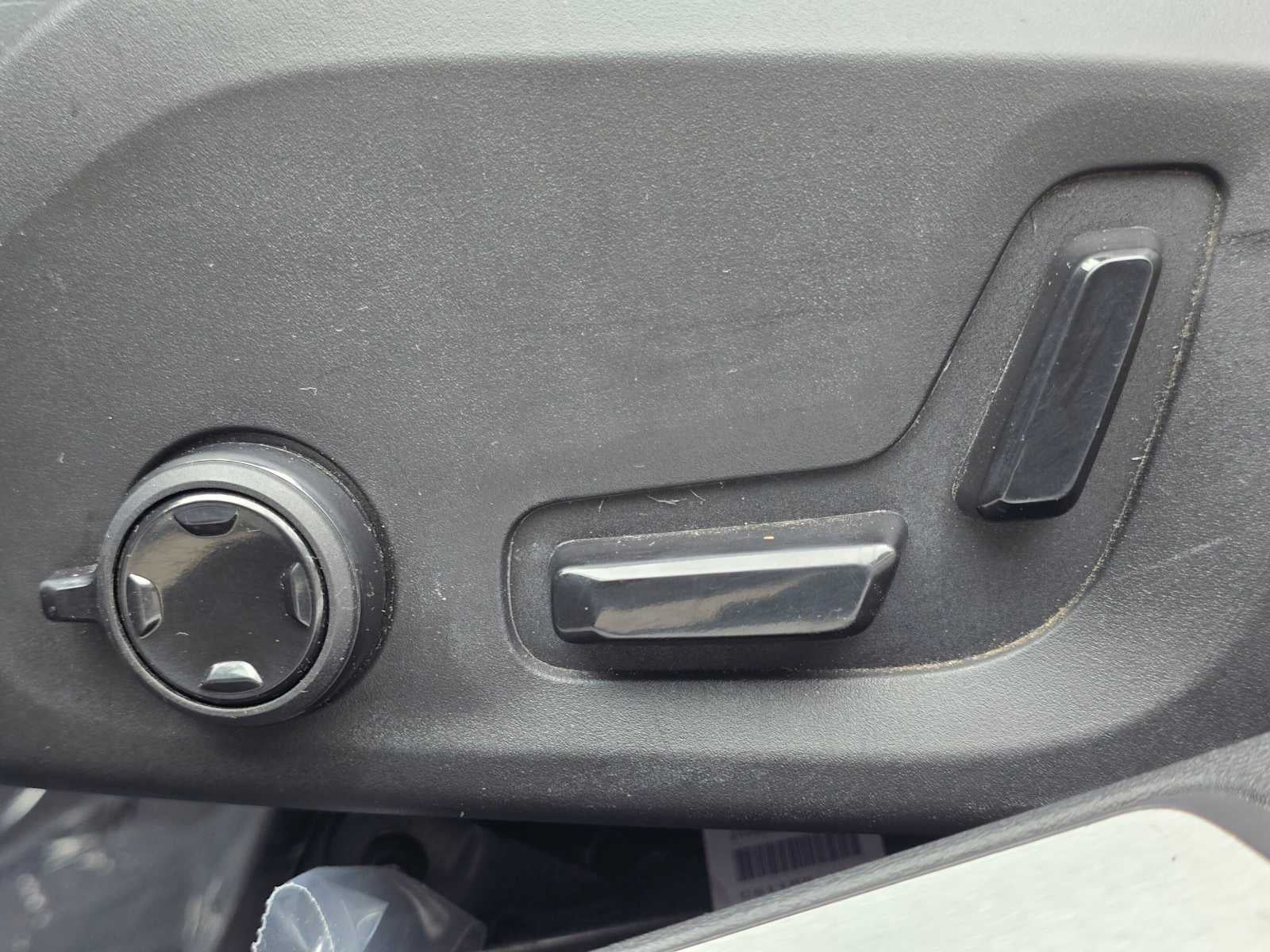 2022 Volvo S60 Recharge Plug-In Hybrid R-Design