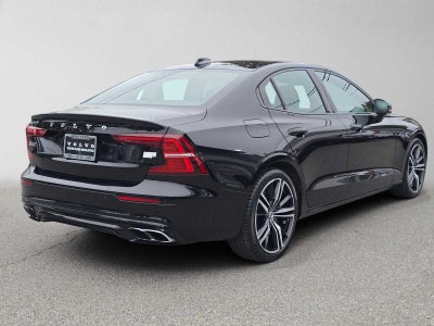 2022 Volvo S60 Recharge Plug-In Hybrid R-Design
