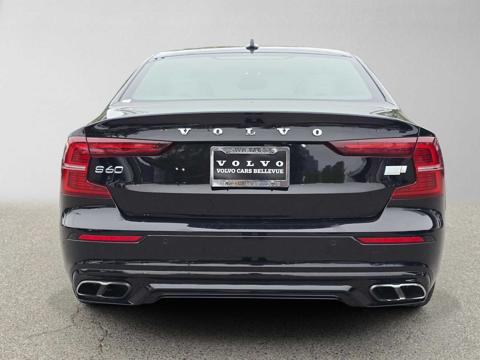 2022 Volvo S60 Recharge Plug-In Hybrid R-Design