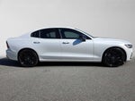 2024 Volvo S60 Recharge Plug-In Hybrid Ultimate Black Edition