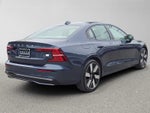 2024 Volvo S60 Recharge Plug-In Hybrid Plus Dark Theme