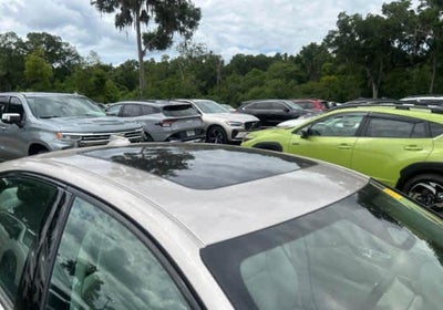 2024 Volvo S60 Recharge Plug-In Hybrid Plus Dark Theme