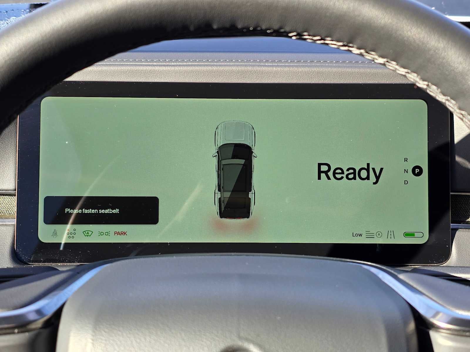 2025 Rivian R1S Adventure