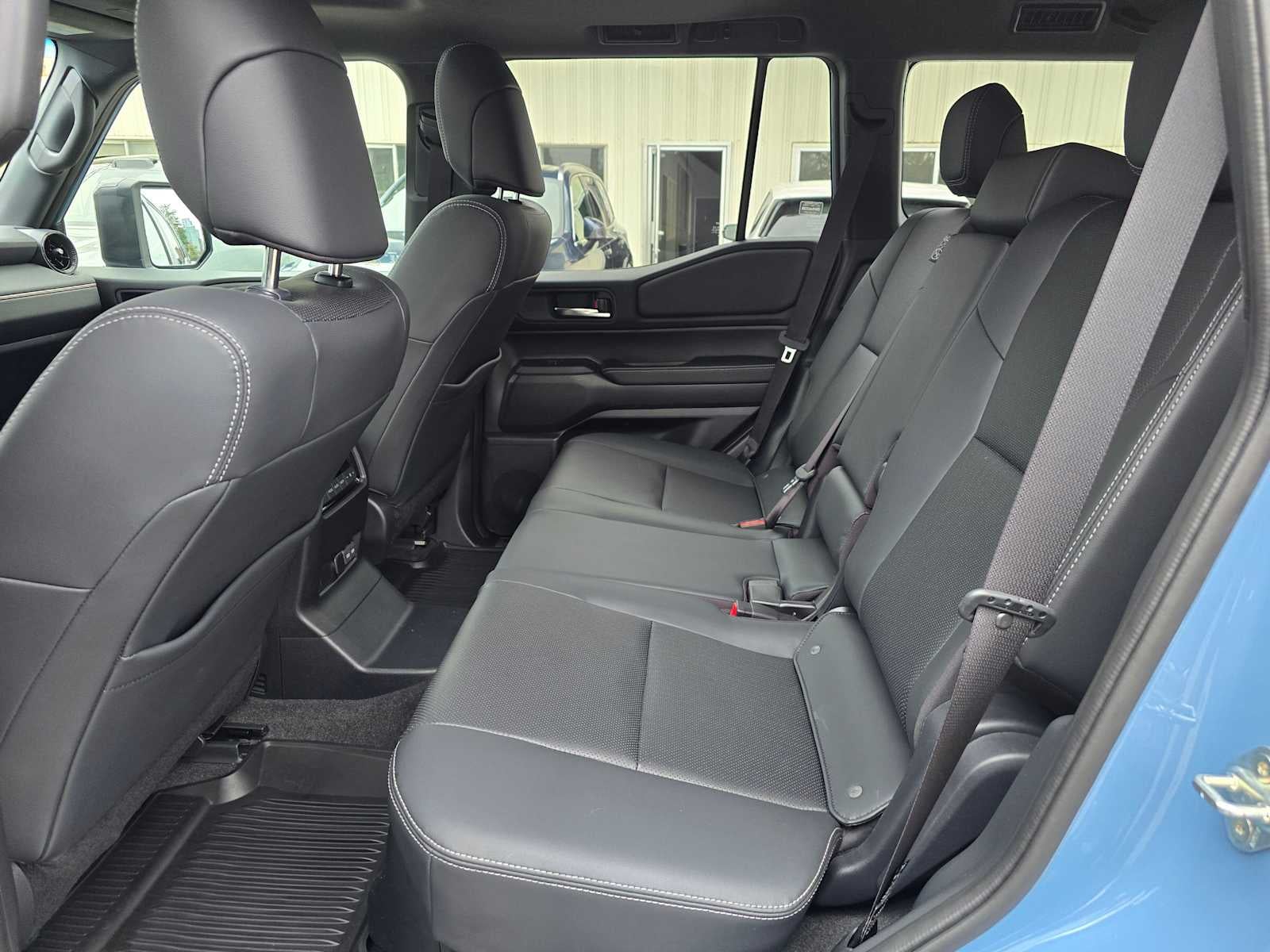 2024 Toyota Land Cruiser 4WD (Natl)