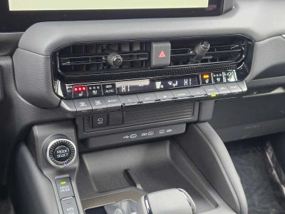 2024 Toyota Land Cruiser 4WD (Natl)