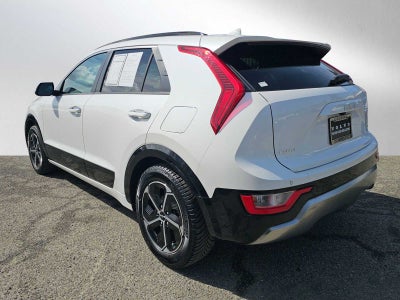 2023 Kia Niro SX