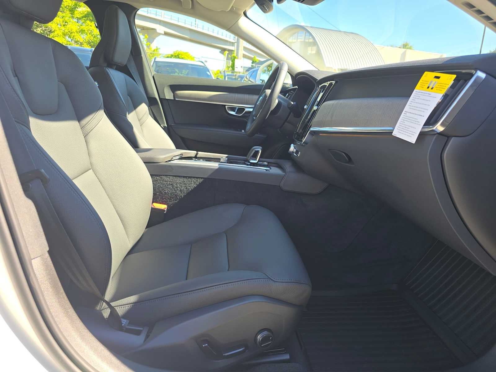 2025 Volvo S90 Plus