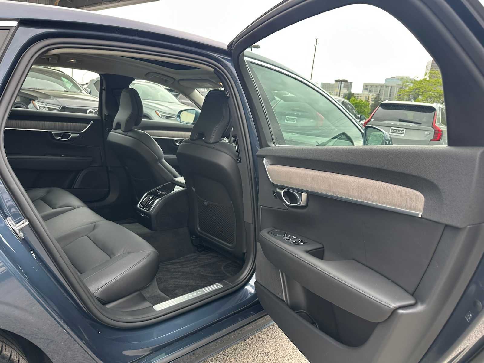 2023 Volvo S90 Plus