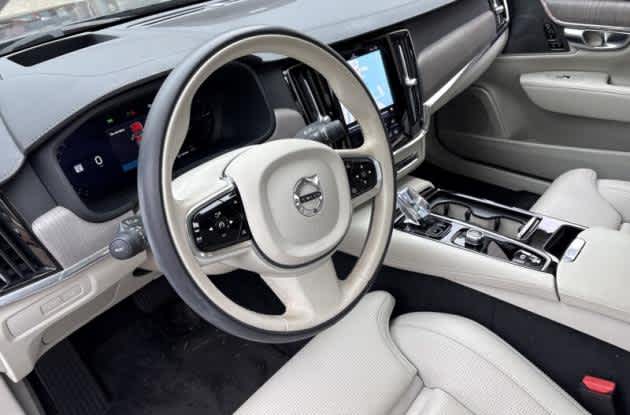 2024 Volvo S90 Recharge Plug-In Hybrid Ultimate