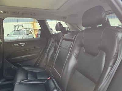 2019 Volvo XC60 Momentum
