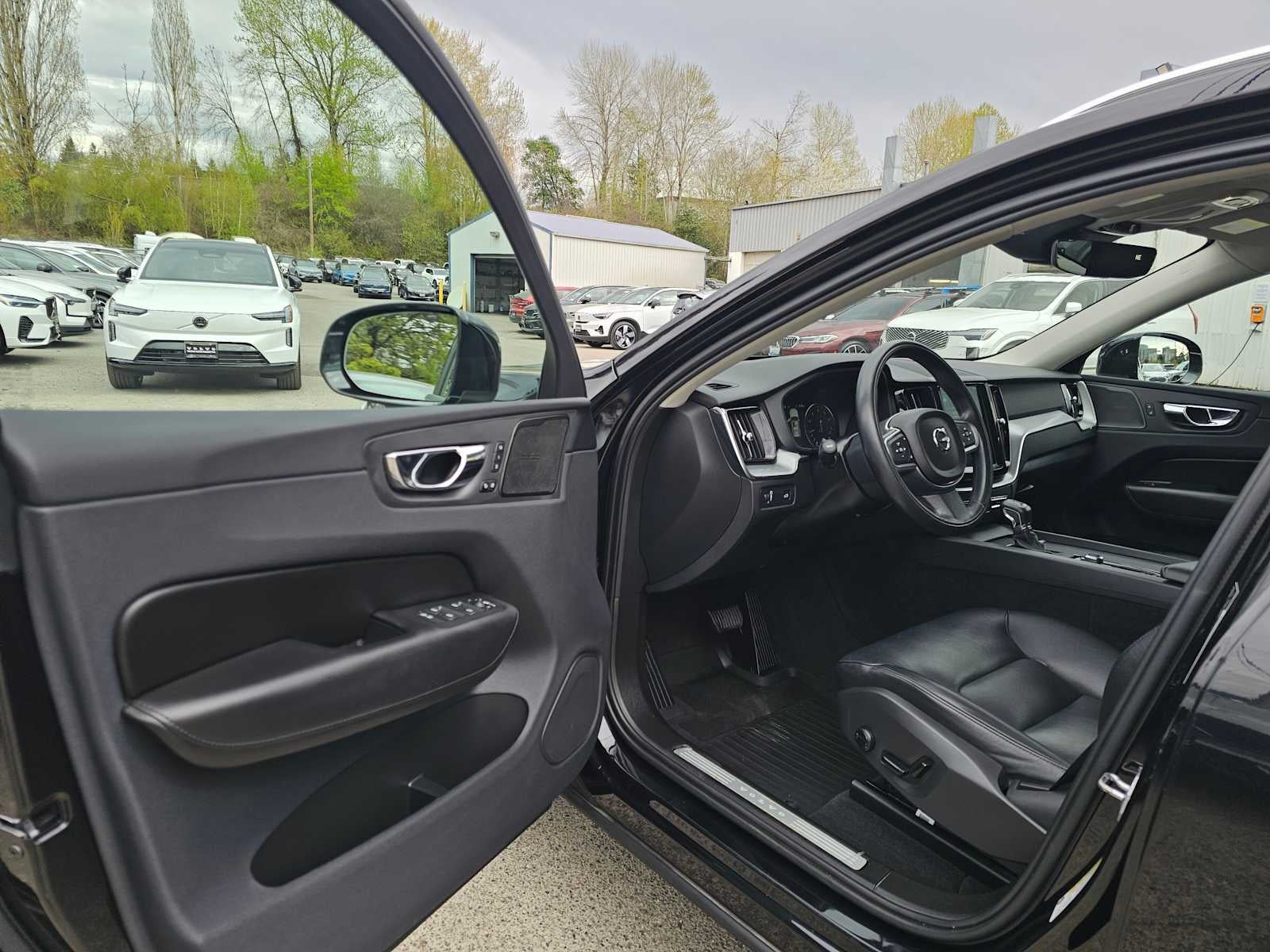 2019 Volvo XC60 Momentum