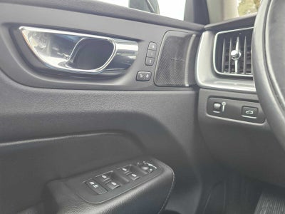 2019 Volvo XC60 Momentum