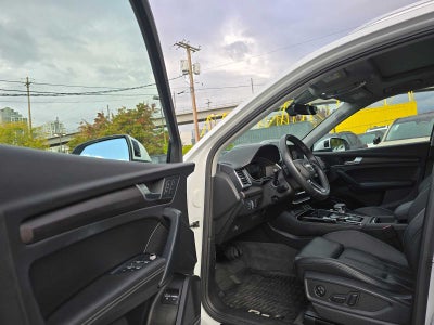 2022 Audi Q5 S line Premium Plus
