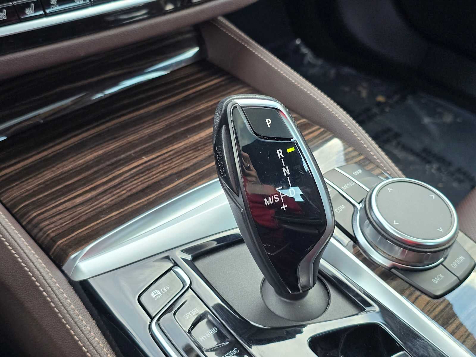 2023 BMW 5 Series 530e xDrive