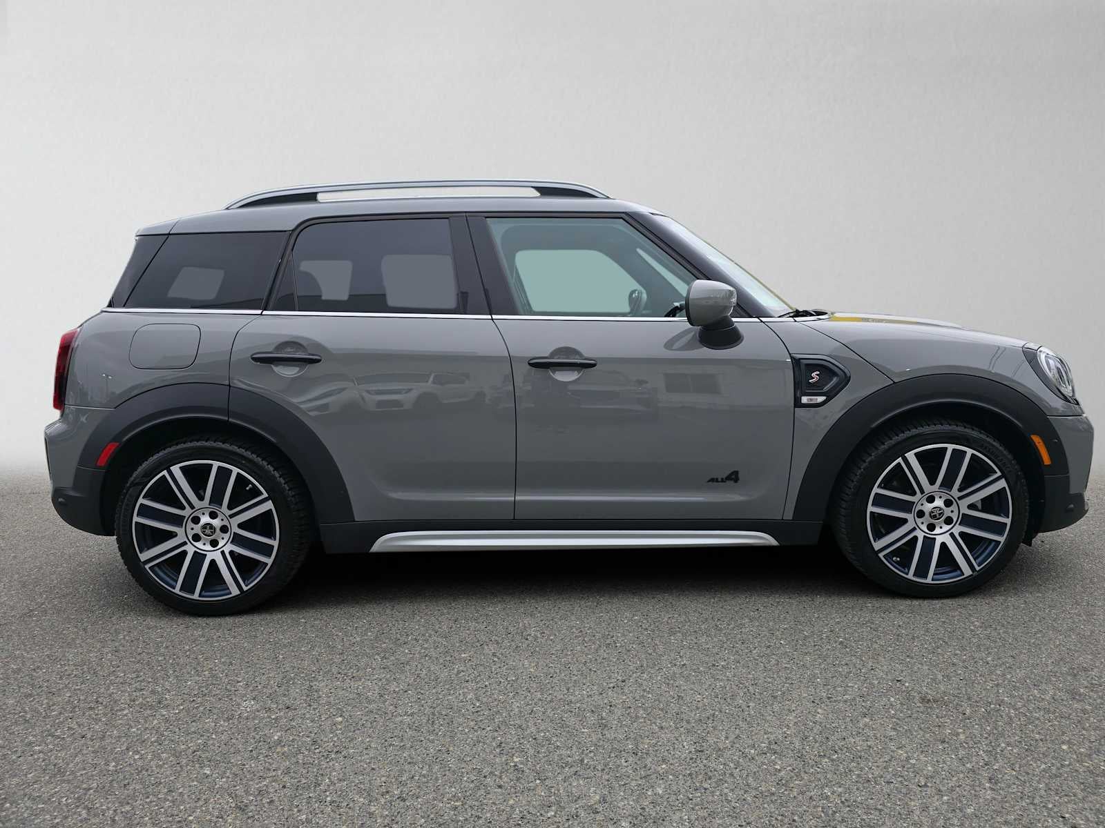 2023 MINI Countryman Cooper S