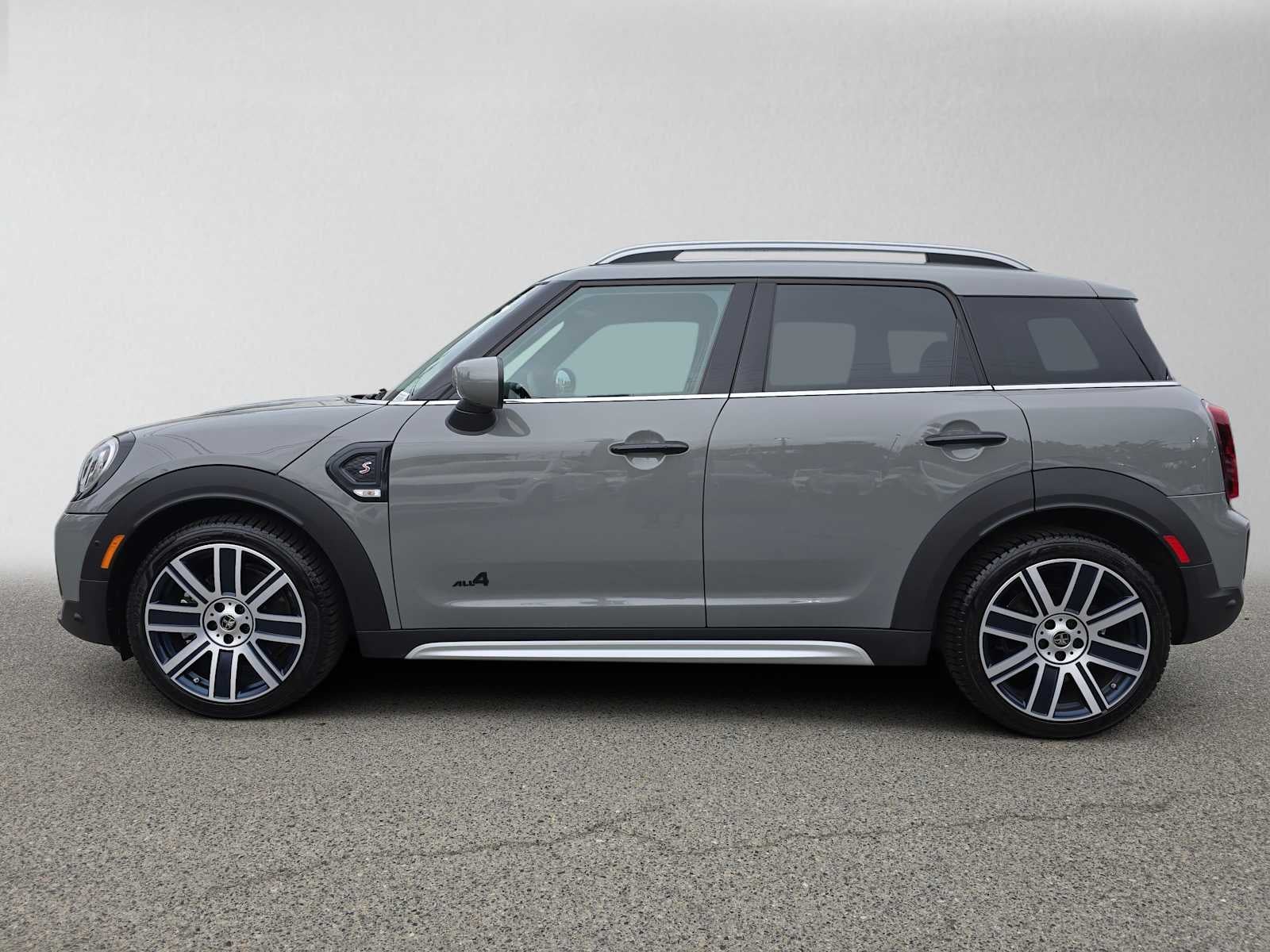 2023 MINI Countryman Cooper S