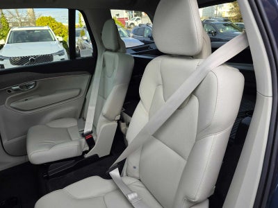 2023 Volvo XC90 Plus