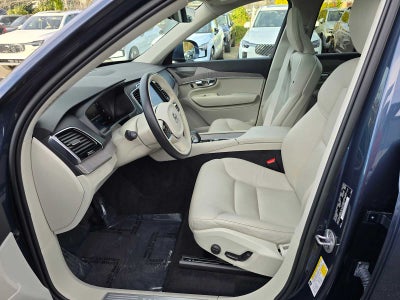 2023 Volvo XC90 Plus