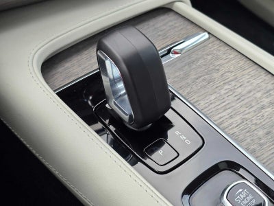 2023 Volvo XC90 Plus