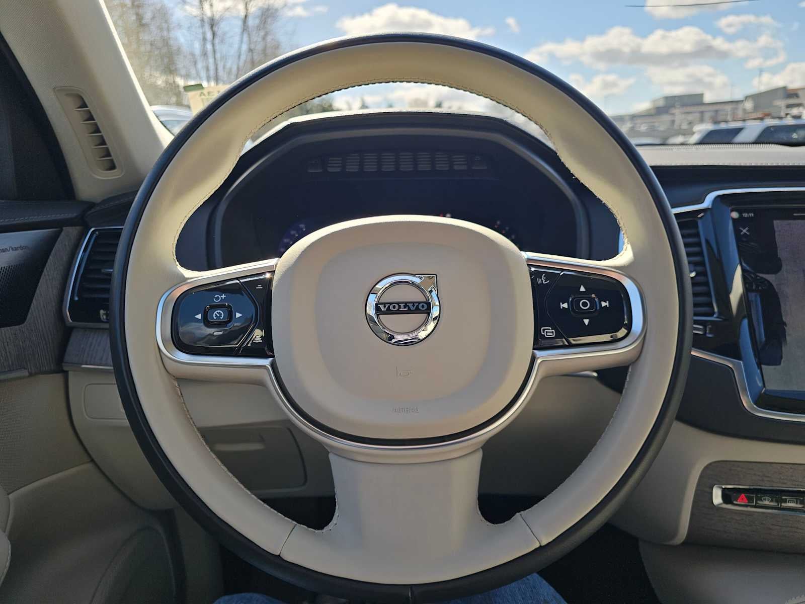 2023 Volvo XC90 Ultimate