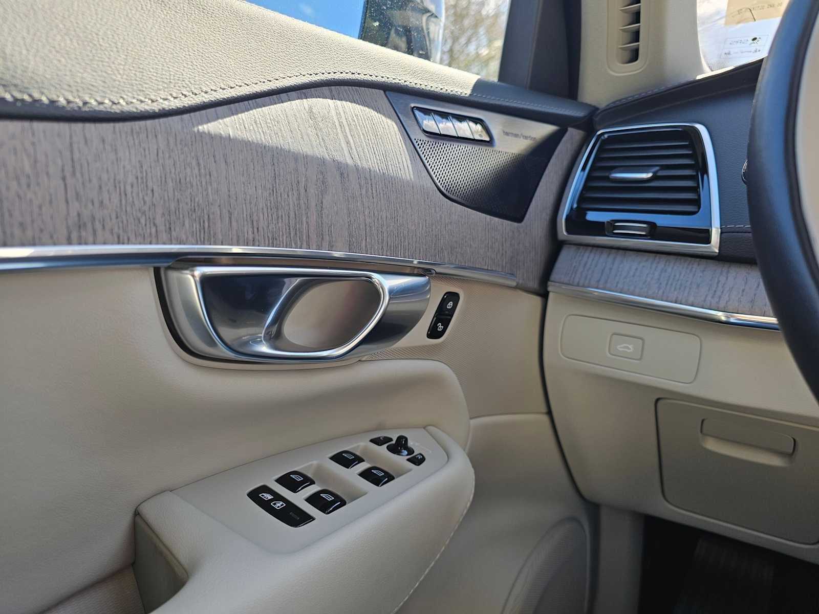 2023 Volvo XC90 Ultimate