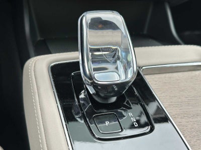 2025 Volvo XC90 Plus