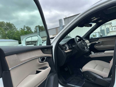 2025 Volvo XC90 Plus